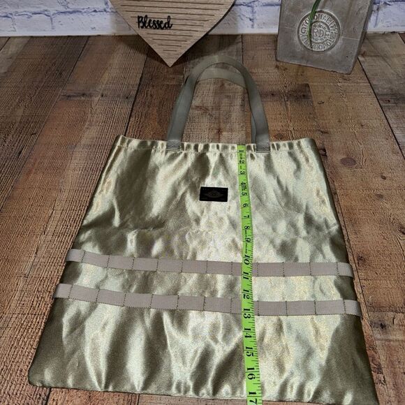 Nike Air Jordan 1 High Utility SP Stash & Shoe Satin Tote Bag BRAND NEW - Picture 4 of 8